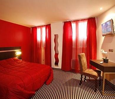Hotel Arc De Triomphe Paris